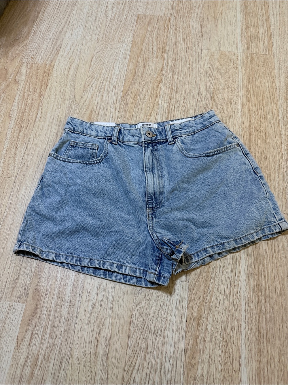 Classic High-Waist Light Blue Denim Shorts